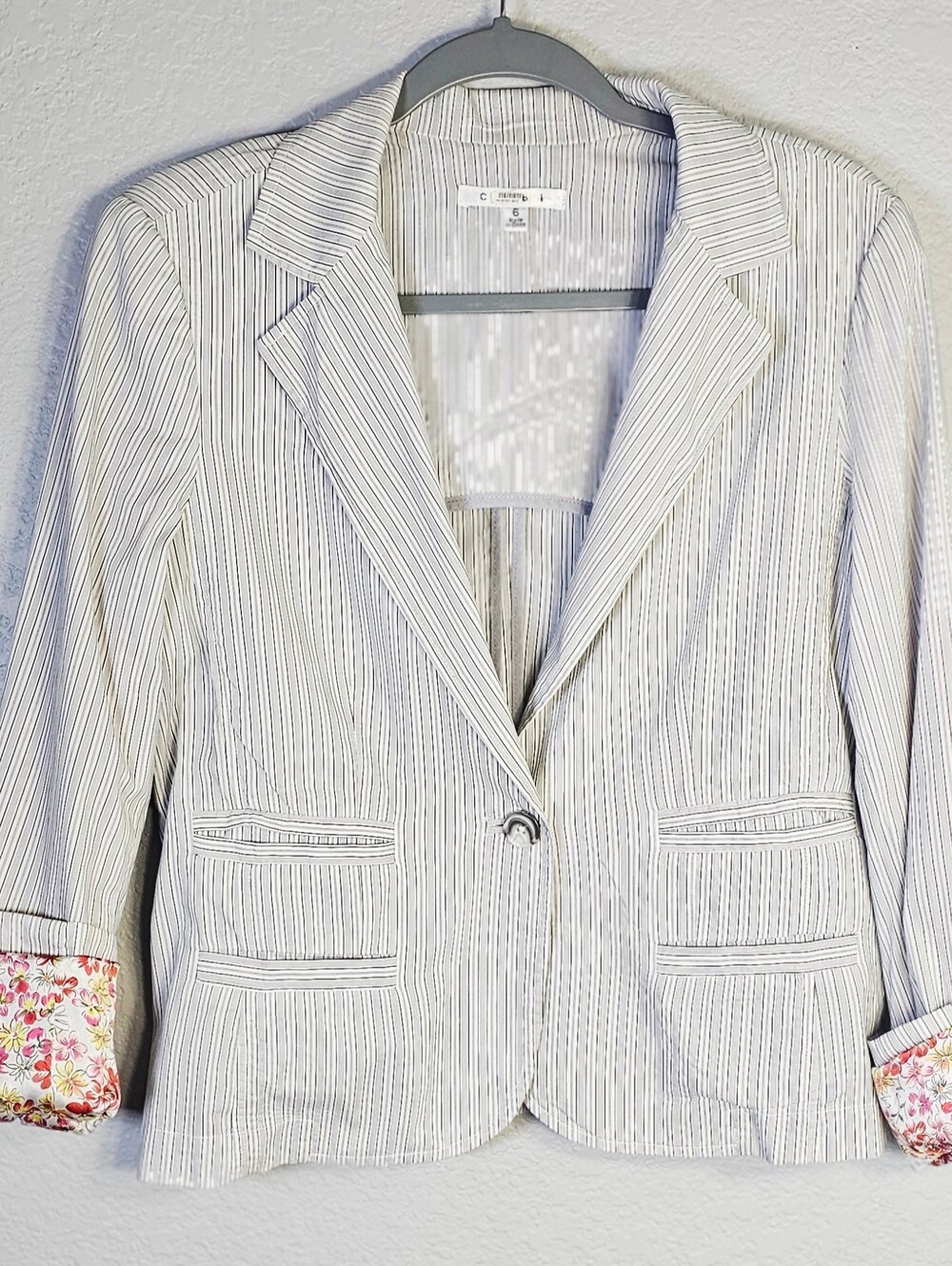 Cabi Size 6 Striped Lightweight Blazer Floral Cuff Jacket - Picture 1 of 4